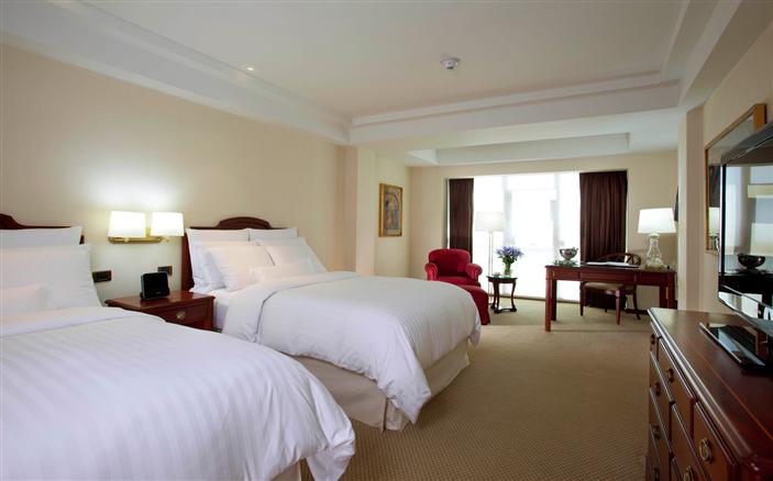 Swiss Executive Room at Swissotel Lima