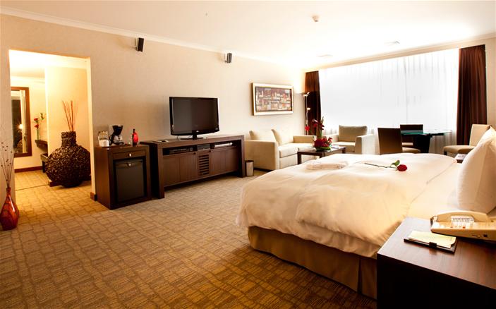 Suite Presidencial Cayambe Room
