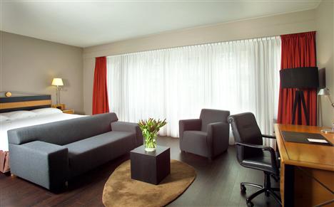 Junior Suite at Swissotel Amsterdam