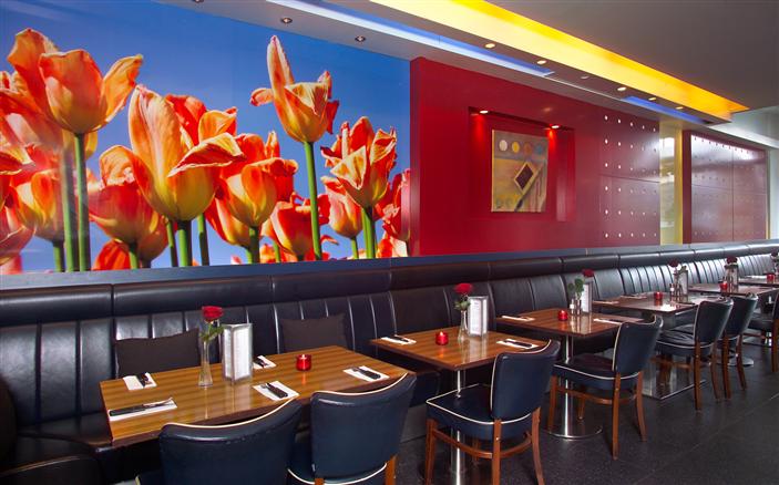 Dam Plaza Restaurant