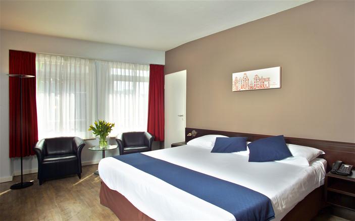 Swissotel Amsterdam Classic Room