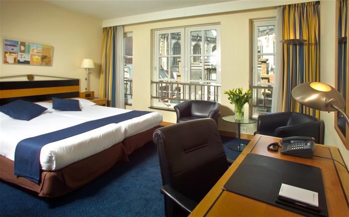 Swiss Business Advantage Room