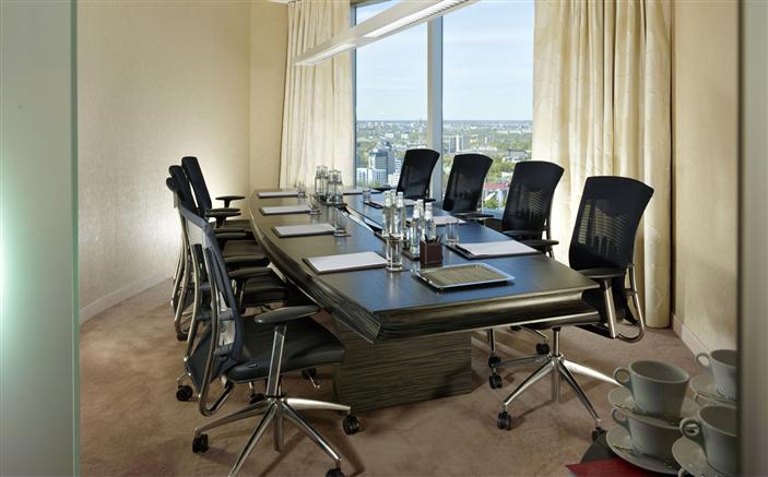 Executive Boardroom 