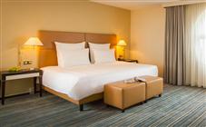 Advantage Room