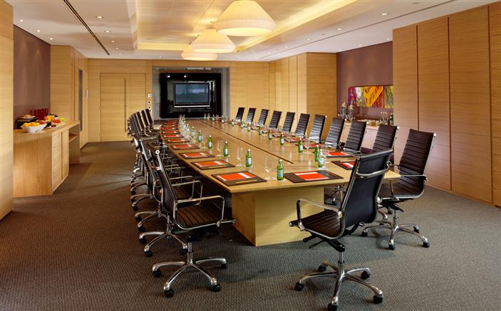 Petek Boardroom