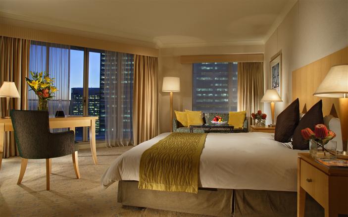 Premier Balcony Room at Swissotel Sydney