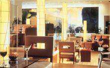 Lobby Court Bar