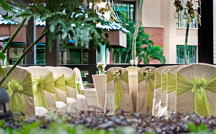 Weddings at Swissôtel Merchant Court