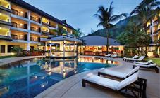 One-Bedroom Deluxe Poolside Terrace Suite