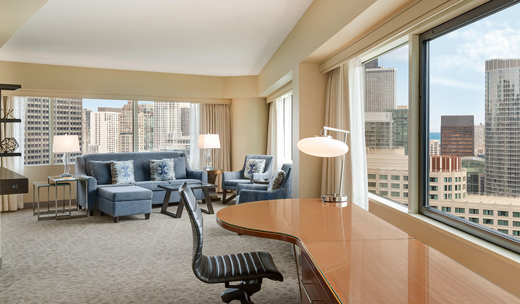 جناح زاوية لايف ستايل في فندق سويس أوتيل شيكاغو (Swissotel Chicago)