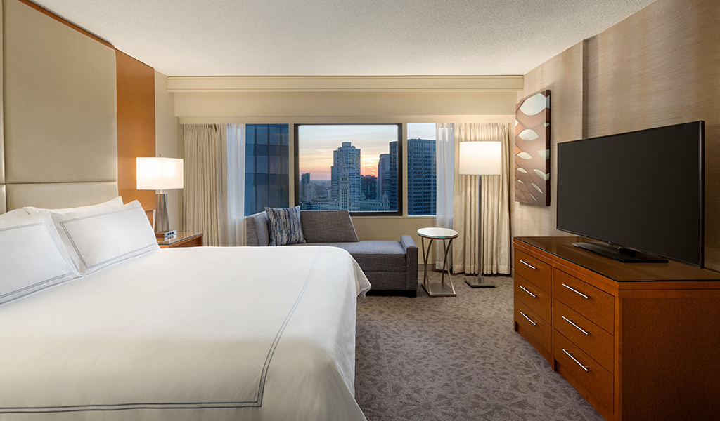 Угловой номер люкс «Lifestyle» в Swissotel Chicago