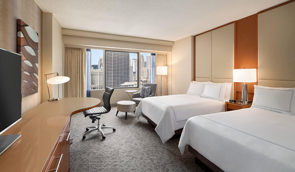 Swissotel Chicago‘da Klasik Nehir Manzaralı