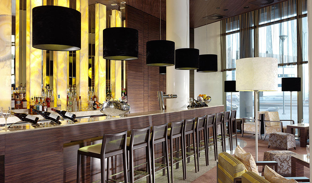 No3 Deli Lounge & Bar в отеле Swissotel Tallinn