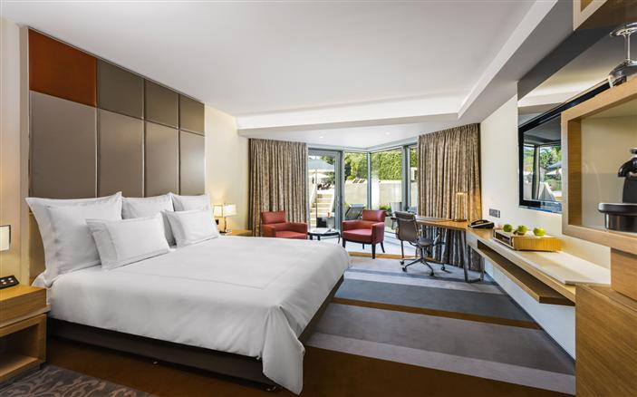 Swissotel In Room Dining Swissotel In Room Dining