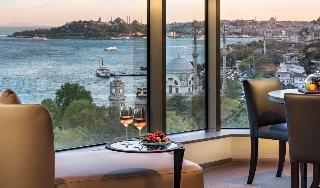 Suite Deluxe avec vue sur le Bosphore au Swissôtel The Bosphorus