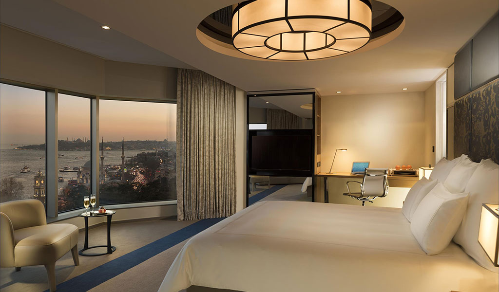 Угловой номер в Swissotel The Bosphorus