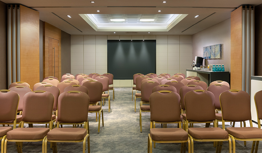 Bergama Meeting Room at Swissotel Grand Efes Izmir