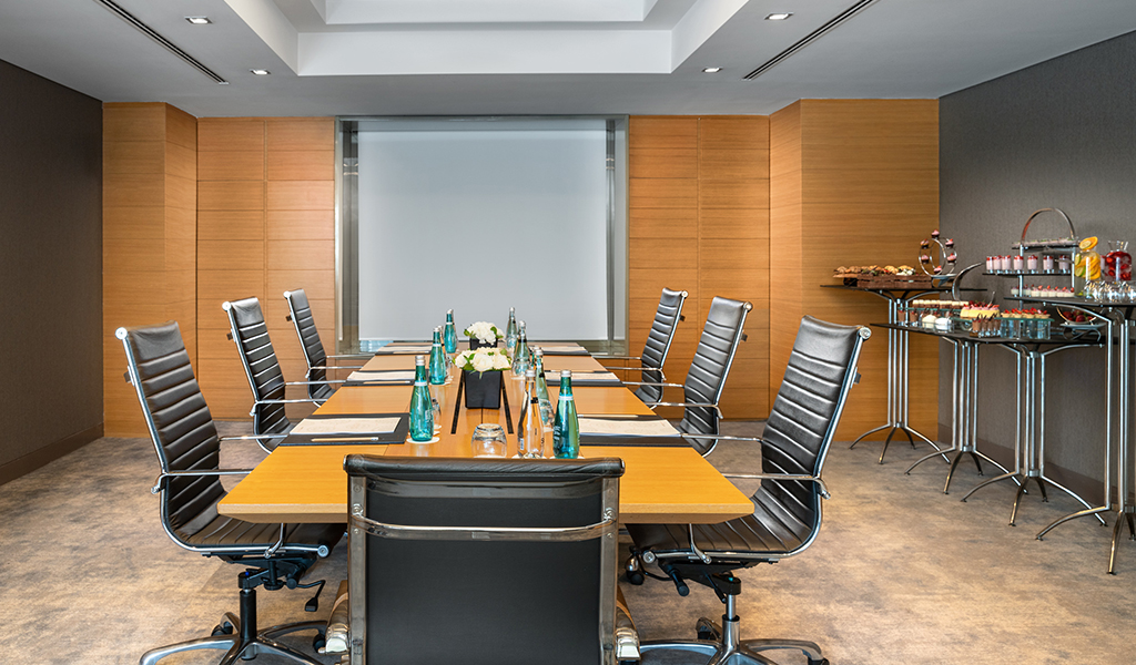 Boardroom Alsancak im Swissôtel Grand Efes Izmir