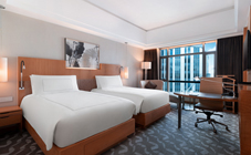 غرفة كلاسيك في فندق سويس أوتيل جراند شنغهاي (Swissotel Grand Shanghai)