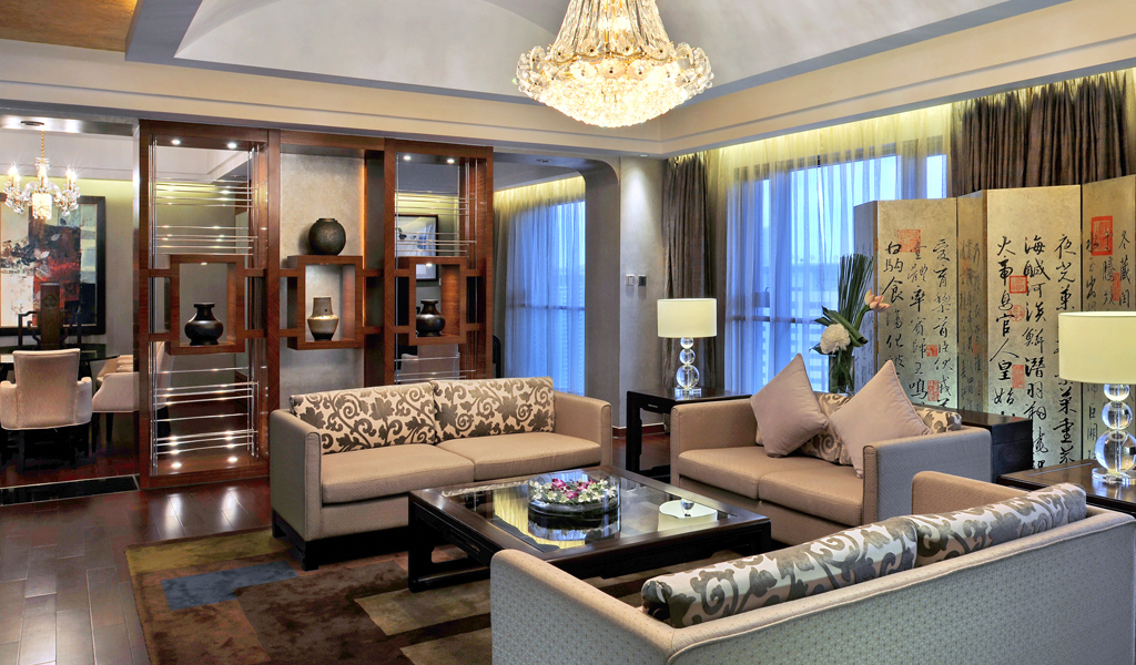 Sala de estar de la suite Presidential en el Swissôtel Shanghai
