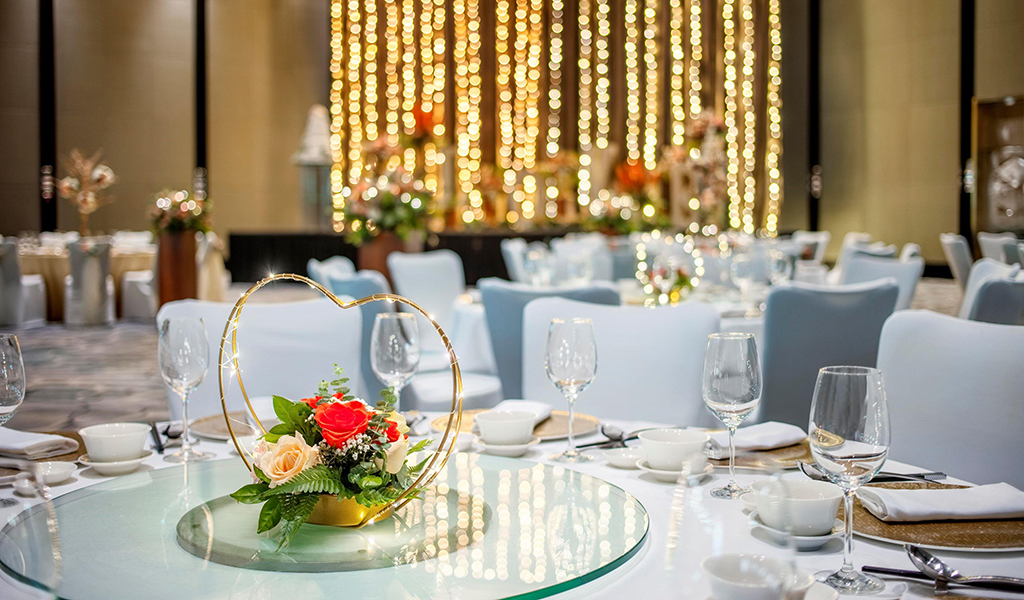 Boda con temática de jardín de cuento de hadas