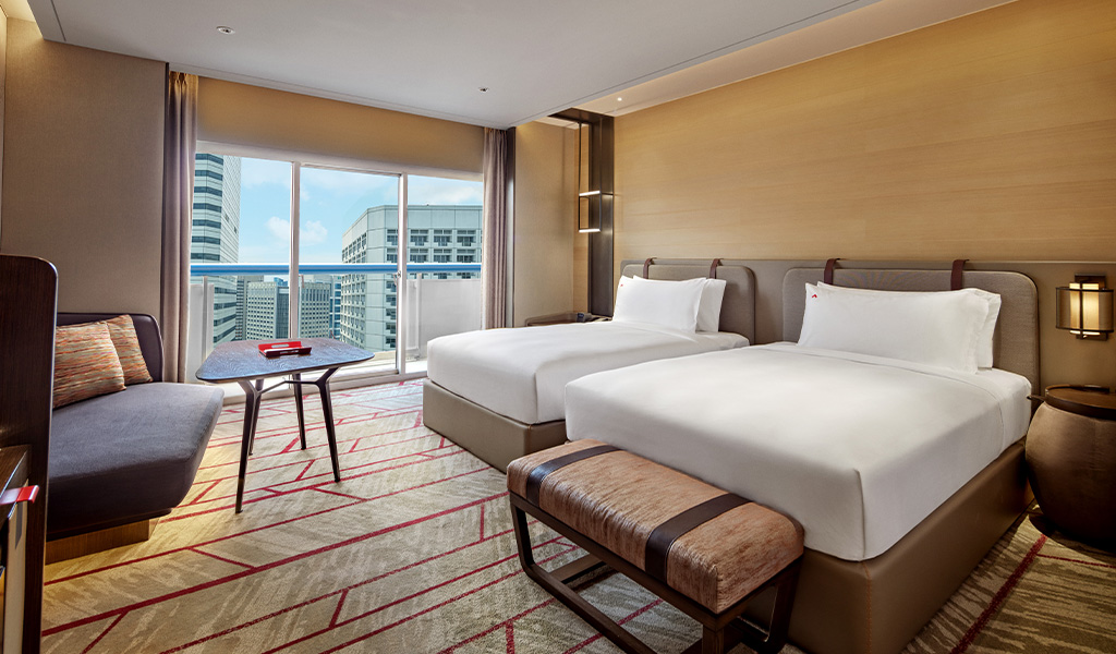 Swissotel The Stamford | Premier Double Room