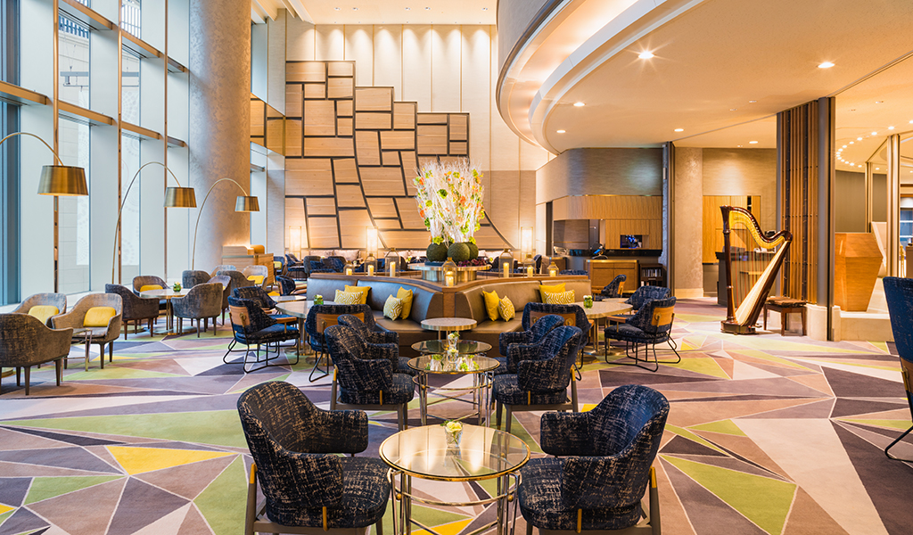 Гостиная «The Lounge» в Swissotel Nankai, Осака