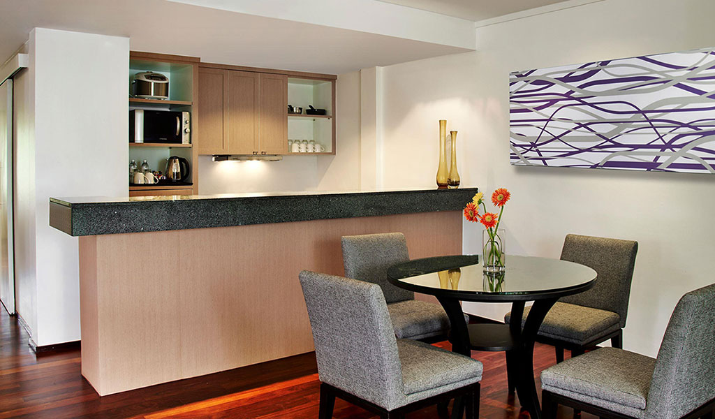 Robinson Suite Mit Drei Schlafzimmern Swissotel Phuket