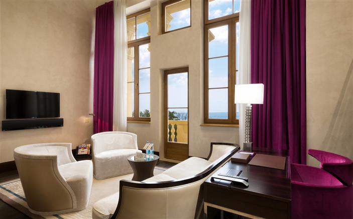 Duplex Suite King at Swissotel Kamelia