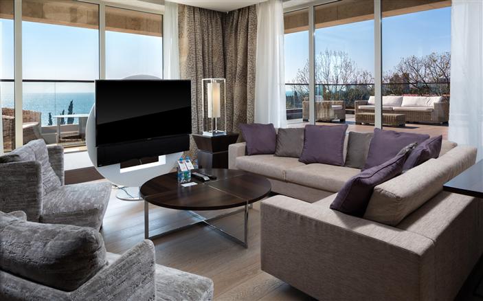 Presidential Suite at Swissotel Kamelia