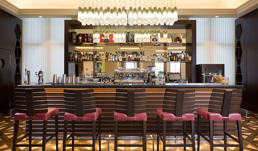 Swissotel Kamelia’da Lobi Bar