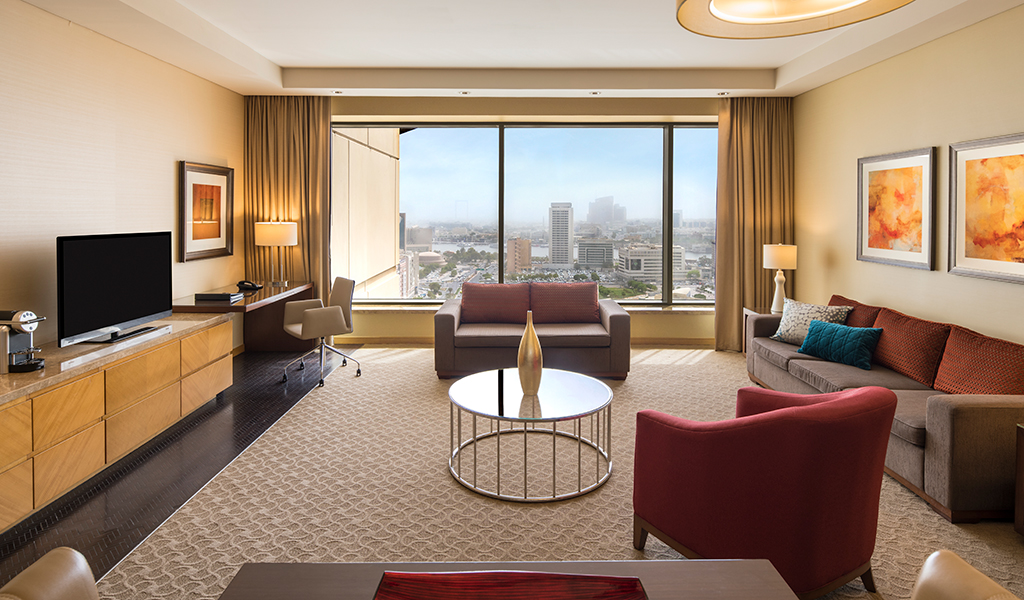 جناح زاوية في سويس أوتيل الغُرير (Swissotel Al Ghurair)