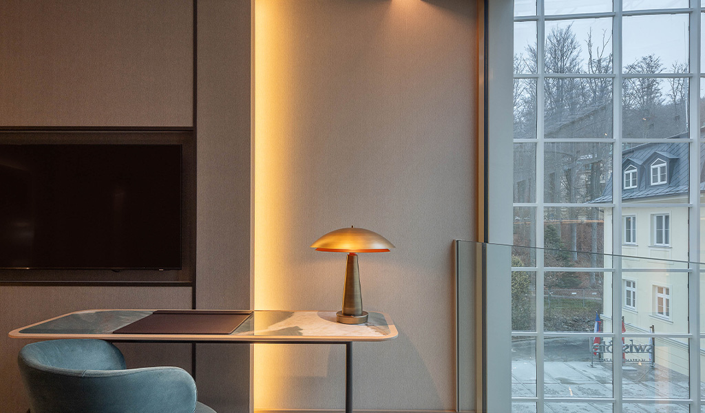 Junior Suite Atrium view