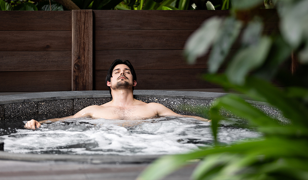 Private Outdoor Jacuzzi