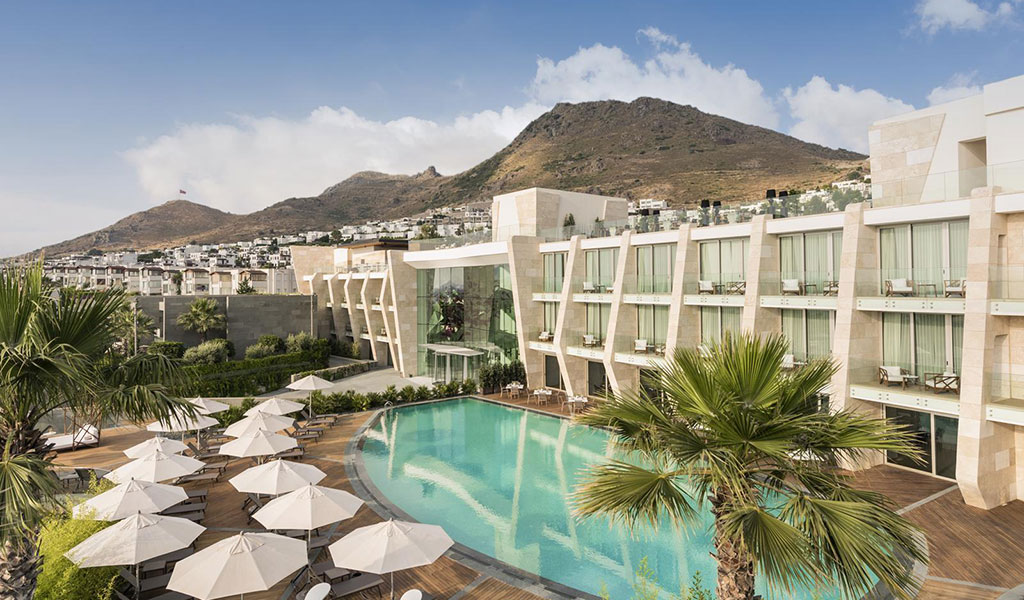 Piscinas de interior y al aire libre